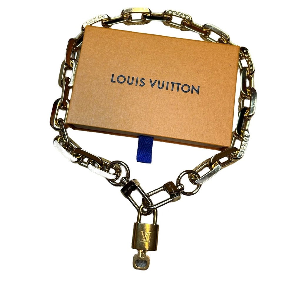 Louis Vuttion Chunky Chain